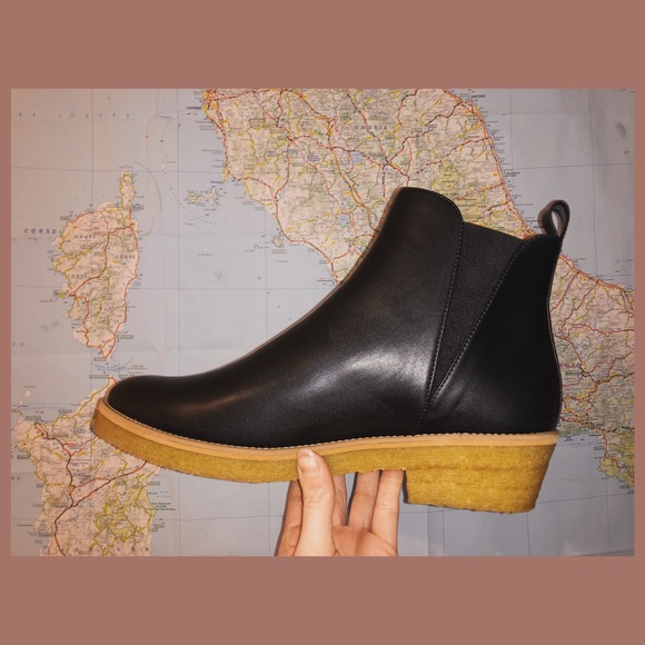 Sydney Brown Crepe Ankle Boot Black